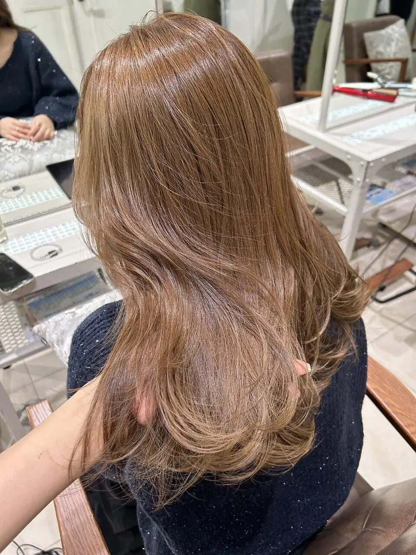 カラー カット ヘアカラー トリートメント ユナ/透明color /艶髪/落とせる暗髪のヘアスタイル