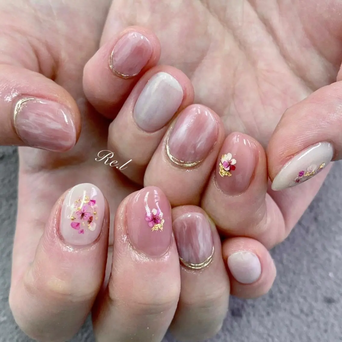 ネイル フラワーネイル ニュアンスネイル モチの良さ◉ フィルインネイル♡のネイルデザイン