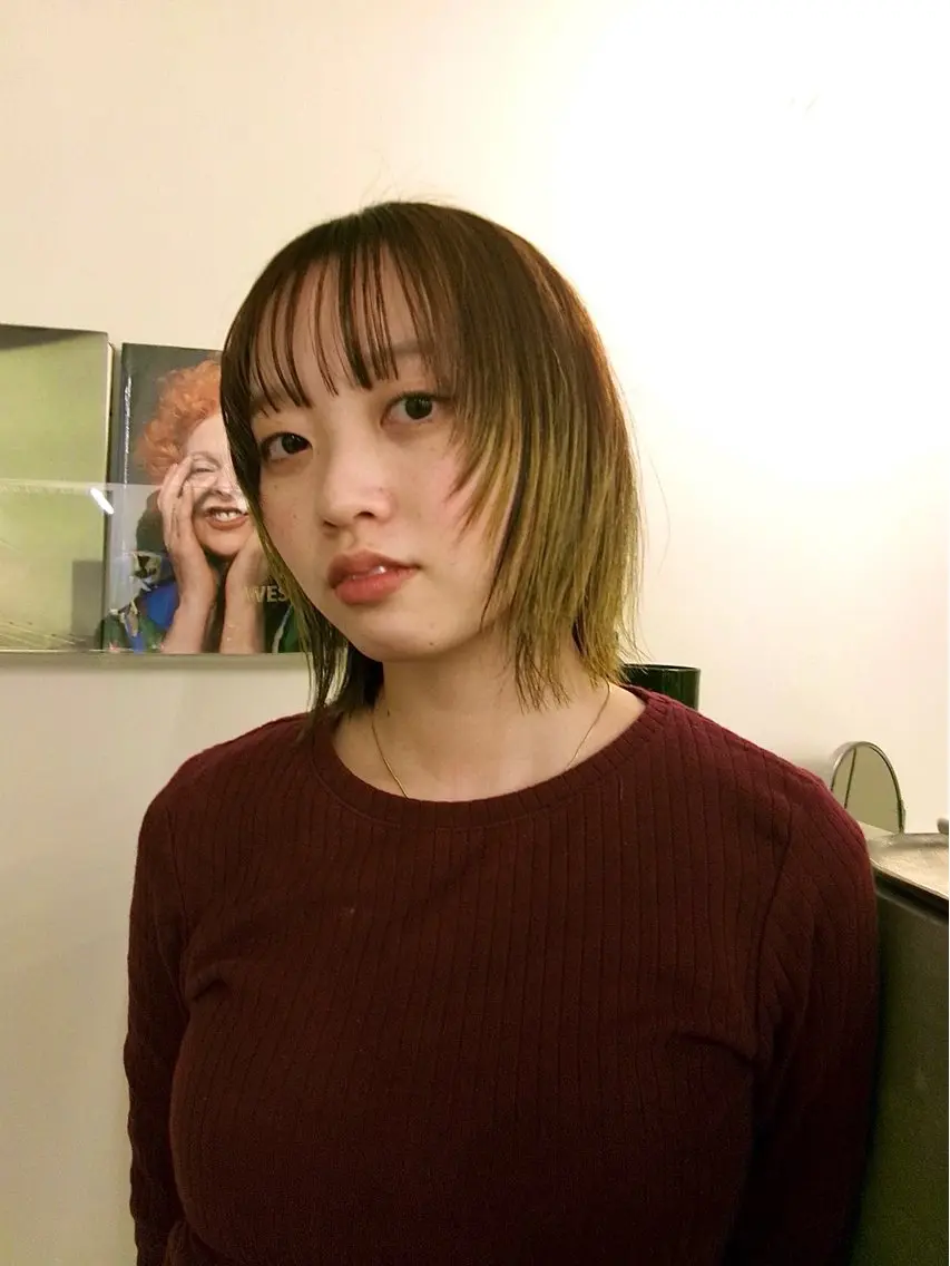 レイヤーカット【土日19時​〜​/平日9時​〜​、20時​〜​】の写真
