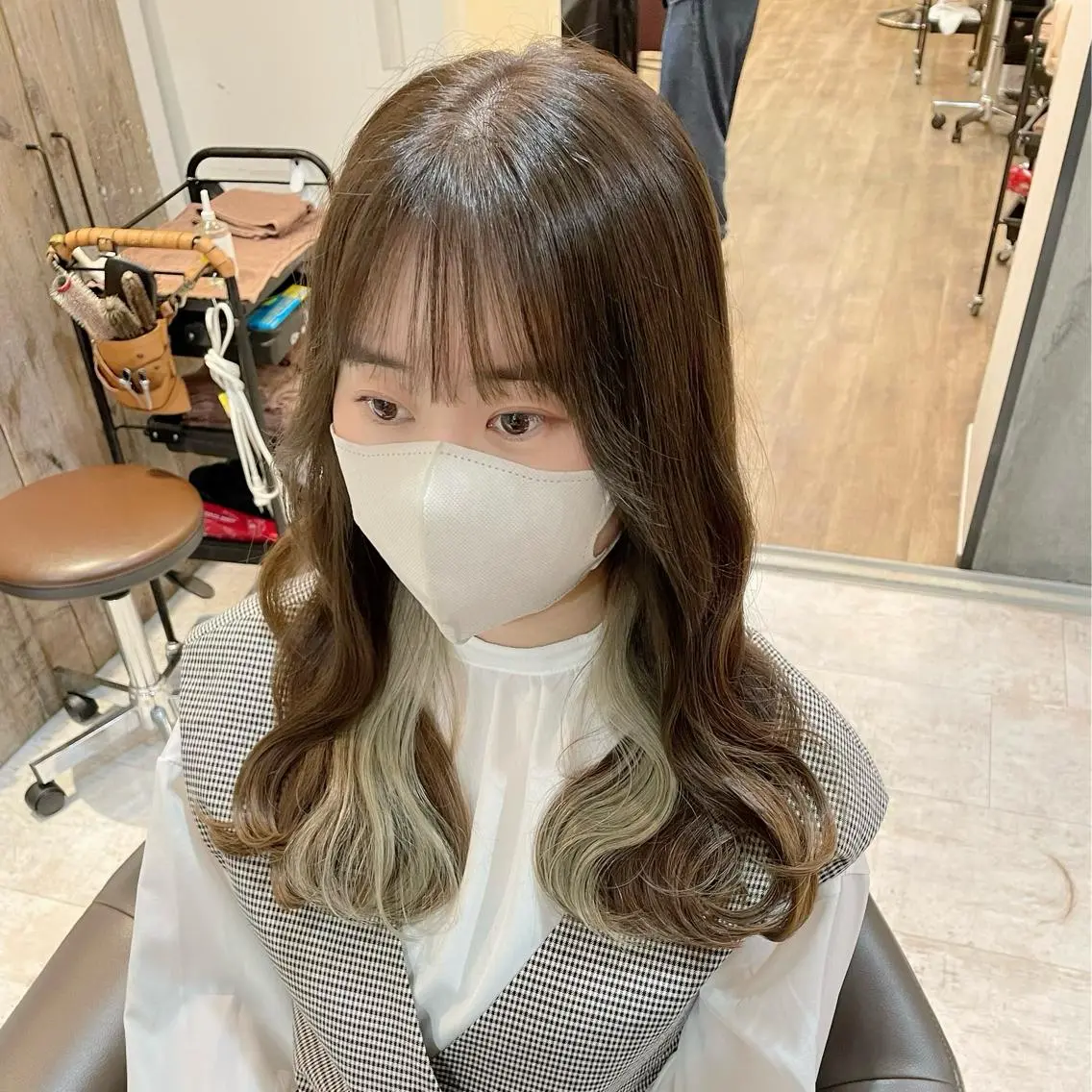 カラー 🌹ハッシュカット、 レイヤー韓国ヘア🌹のヘアスタイル