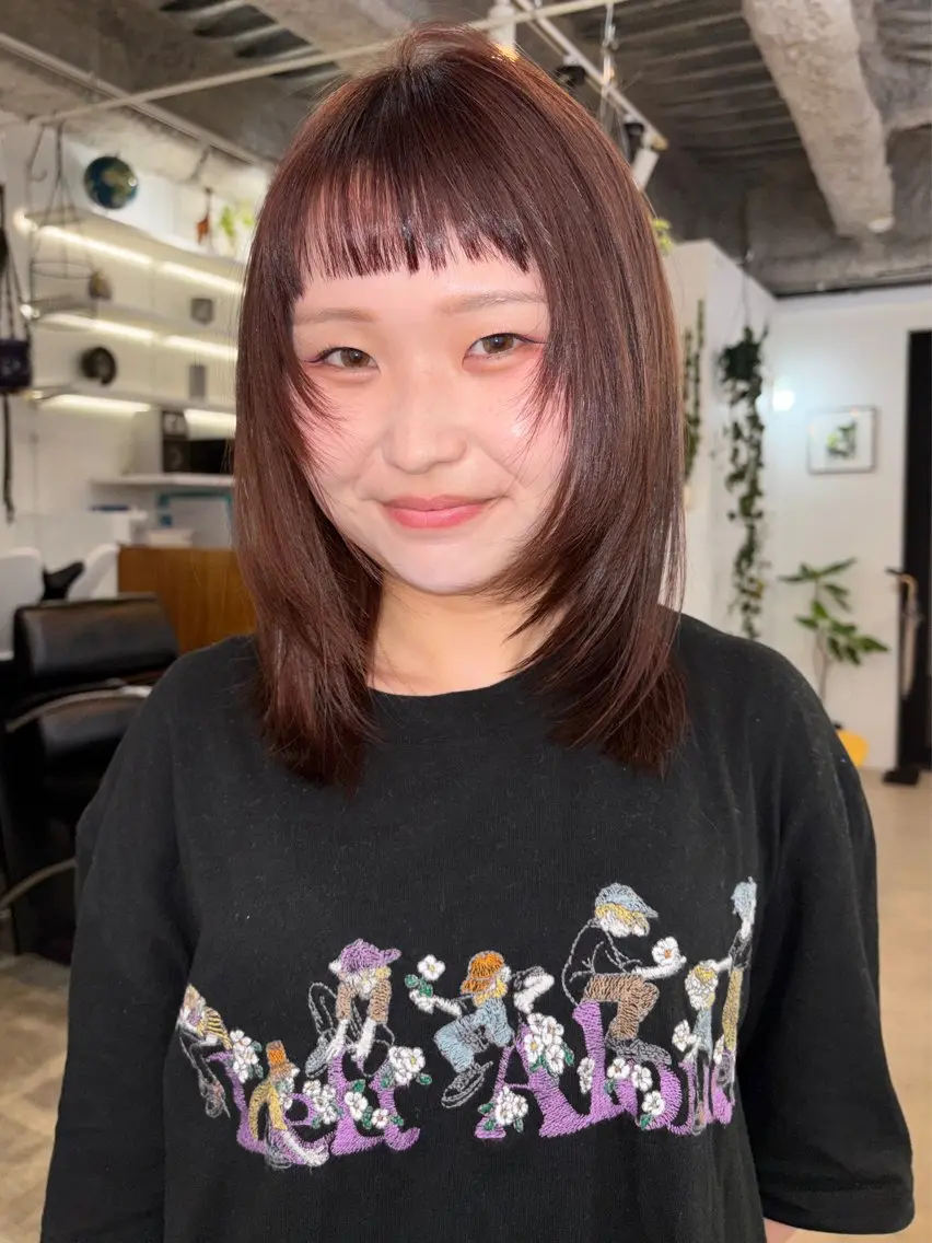 セミロング カラー アッシュ ブリーチ ボルドーカラー ブラウンカラー 透明感カラー カット ヘアカラー トリートメント 暖色系特化さくら /福岡天神/レイヤーのヘアスタイル