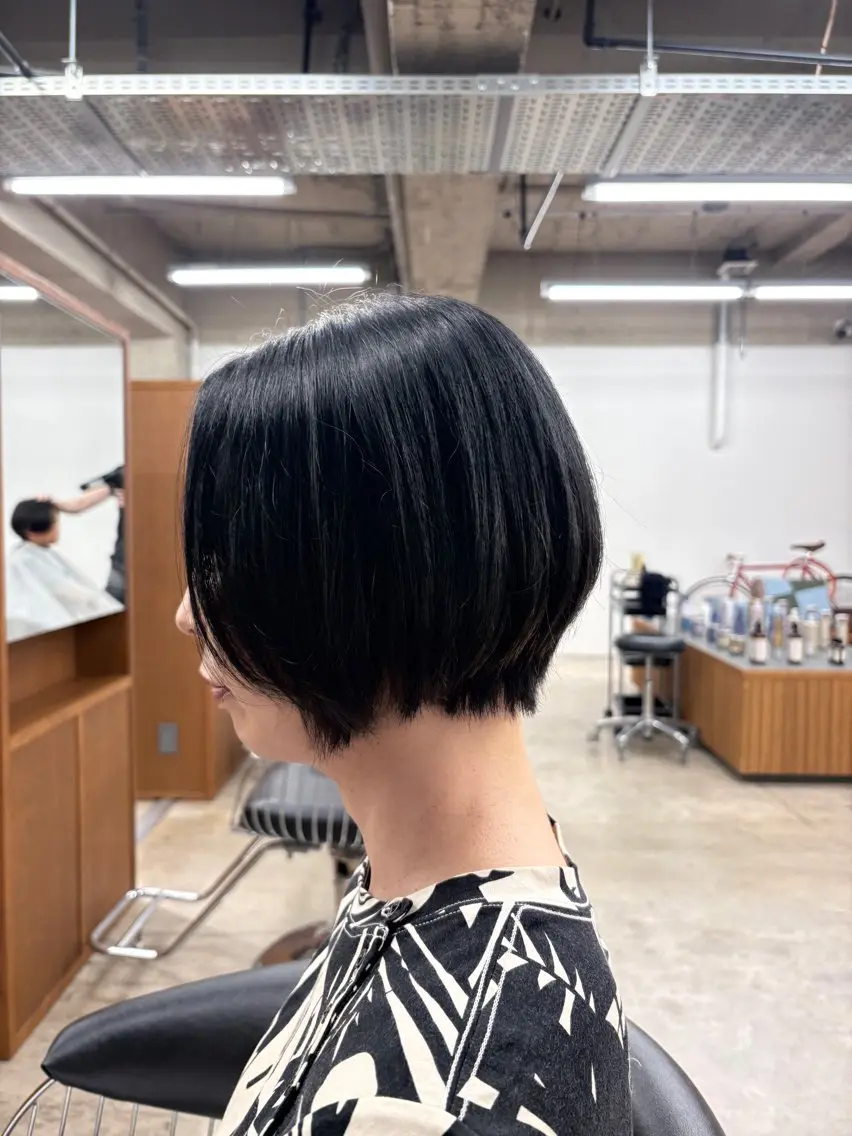ショート 佐久間 萌のヘアスタイル
