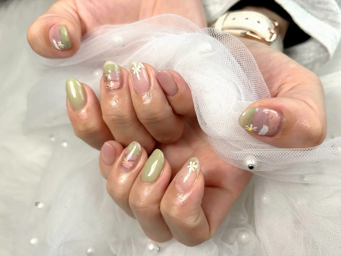 ネイル ハンドネイル NailSalon Radiaのネイルデザイン