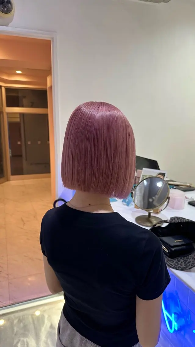 ショート カラー ヘアカラー モテ艶🪄ベージュ カラー🧸RUKAのヘアスタイル
