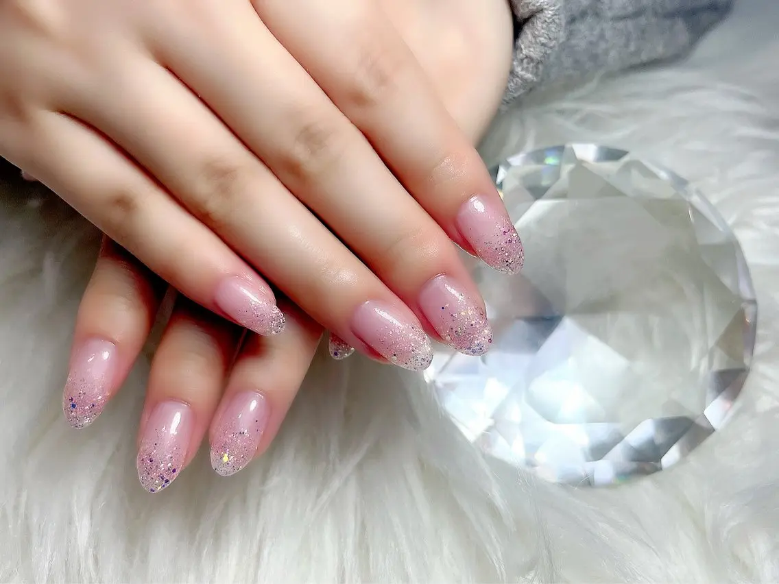 ネイル WHITE NAIL 大島のネイルデザイン