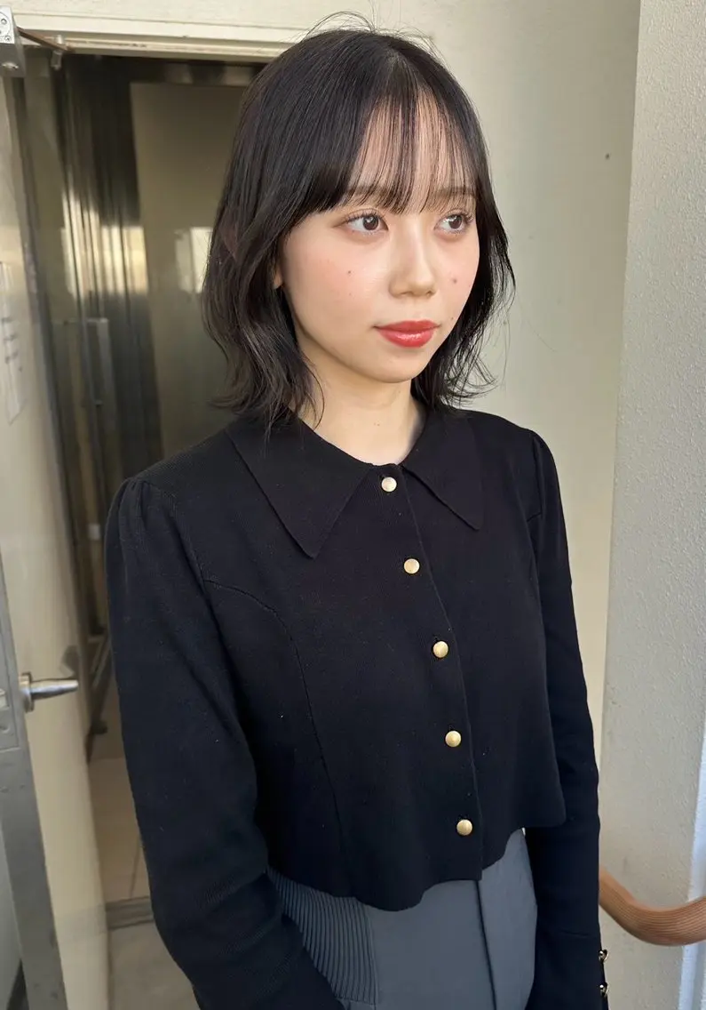 ミディアム カラー ヘアアレンジ ボブレイヤー ベージュカラー ブリーチ ケアブリーチ ダブルカラー カット ヘアカラー lani ブリーチ /ダブルカラーのヘアスタイル