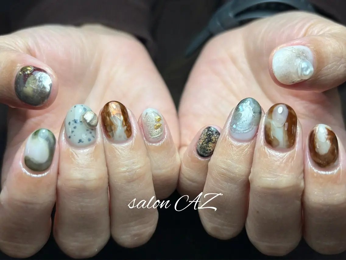 ネイル アートネイル 長さ出し フットネイル フレンチネイル ジェルネイル ハンドネイル salon AZのネイルデザイン