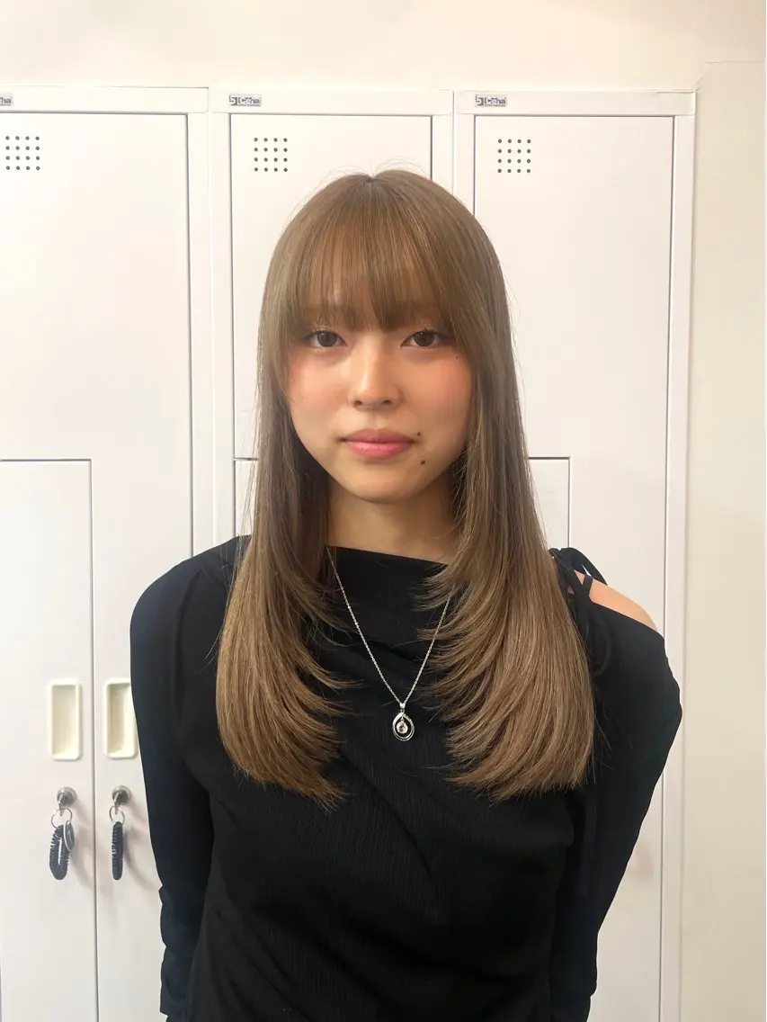 ロング 顔周りカット レイヤーカット 加藤 里咲のヘアスタイル
