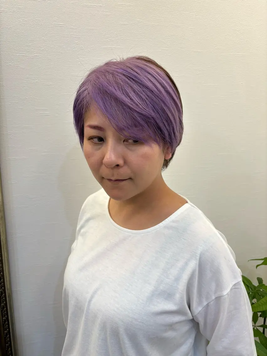 カラー ツノガイ エリのヘアスタイル