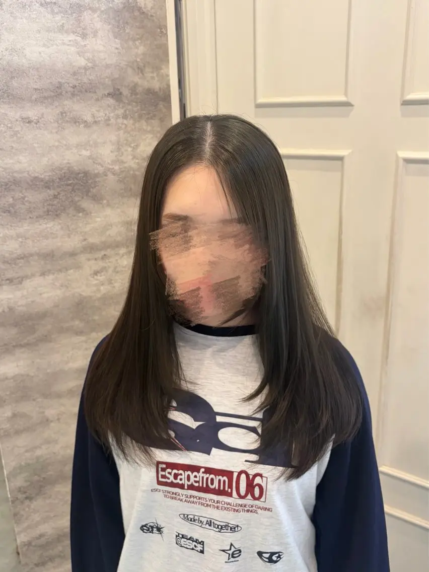 ロング ヘアカラー 長坂 祐良のヘアスタイル
