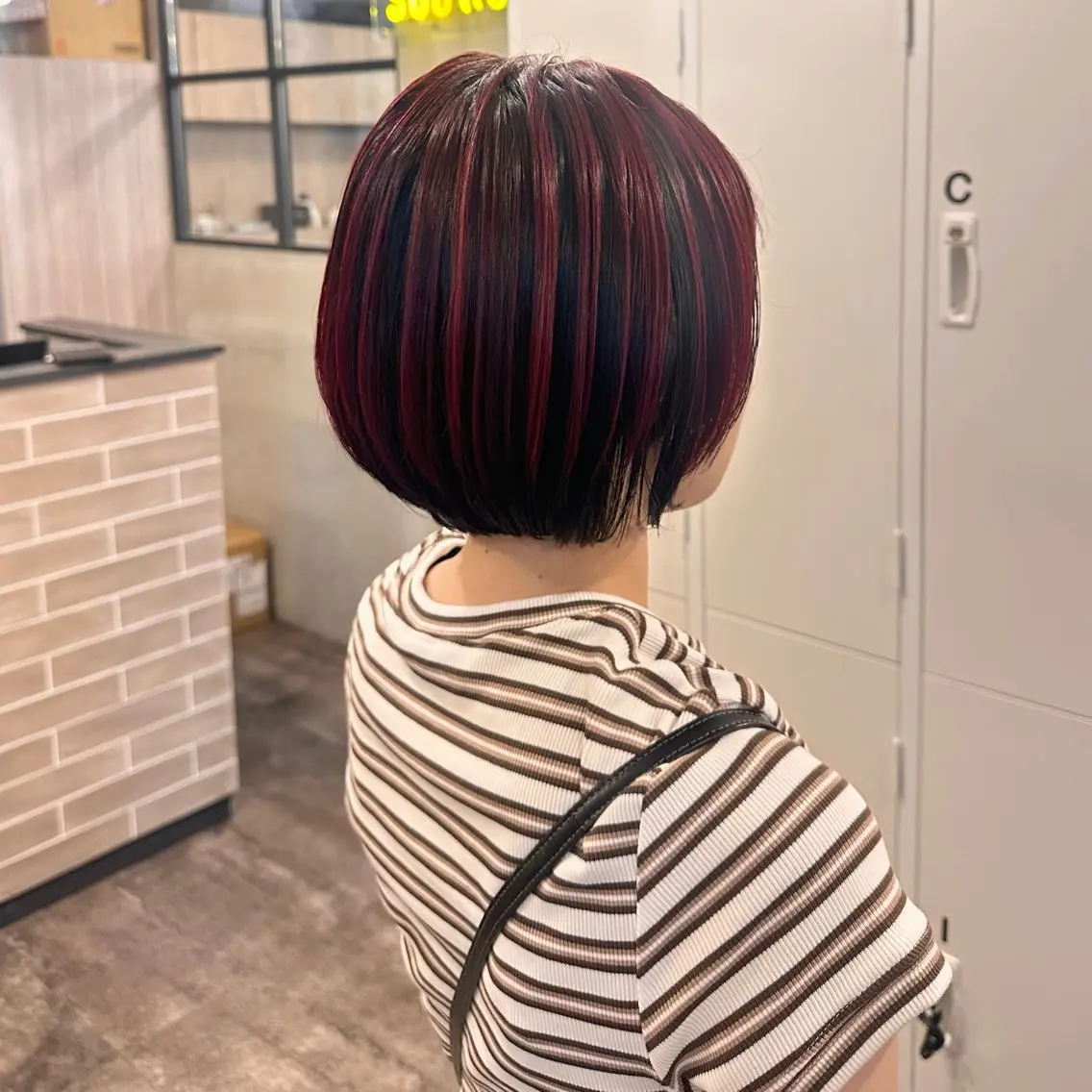 ショート カラー ヘアアレンジ ヘアカラー makoto / 韓国風ヘア🎀🪄︎のヘアスタイル