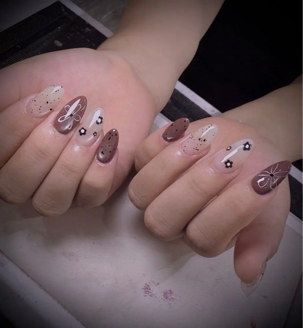 ネイル フットネイル フレンチネイル 韓国ネイル レース マグネットネイル ハンドネイル HANA 川越東口ネイルサロンのネイルデザイン