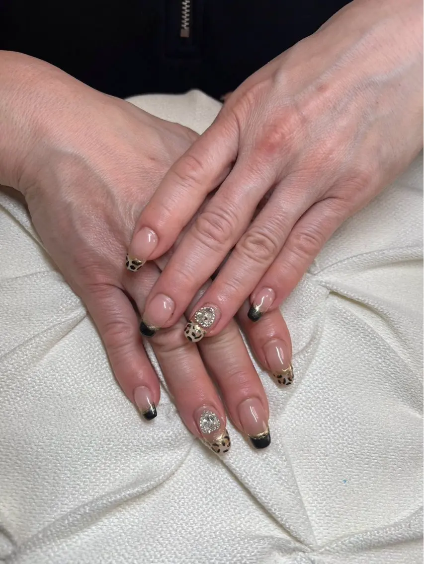 ネイル ハンドネイル nail.salon .Reversalのネイルデザイン