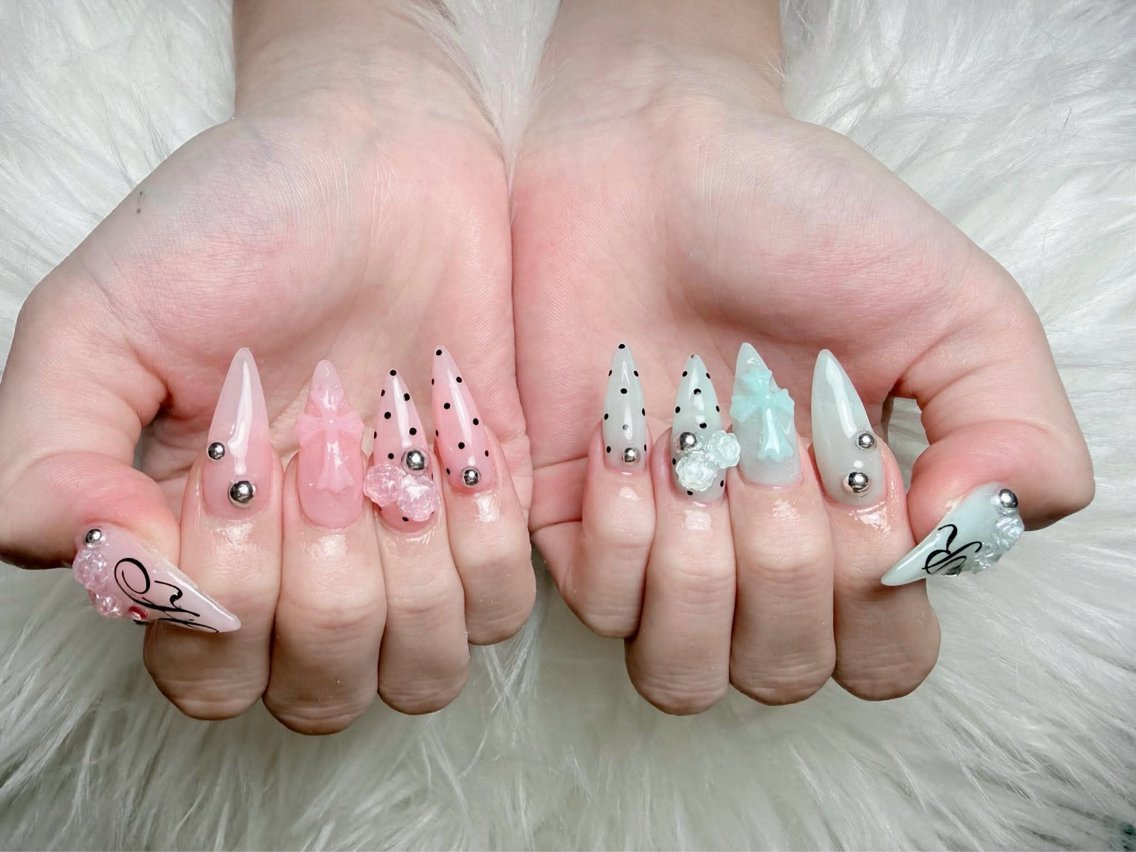 ネイル ブラウン フレンチネイル 韓国ネイル マグネットネイル ニュアンスネイル ハンドネイル Hana Rose Nailのネイルデザイン