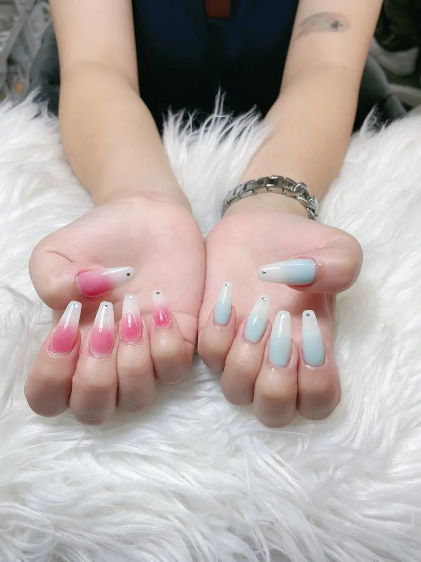 ネイル 長さ出し フレンチネイル グラデーション 韓国ネイル マグネットネイル ハンドネイル VB HEAVEN nailのネイルデザイン