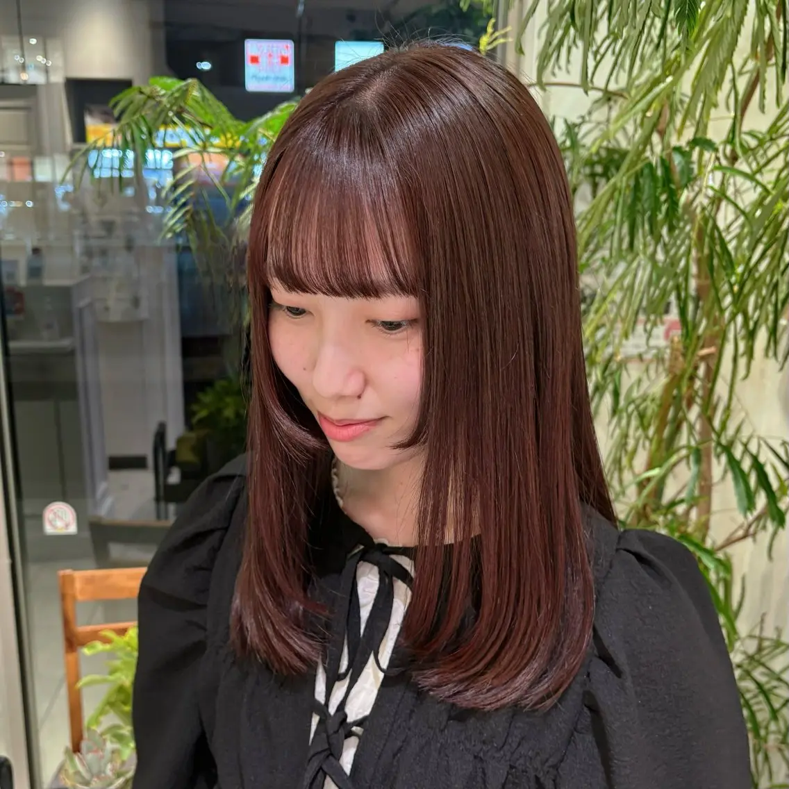 セミロング ヘアカラー えんどう ゆめはのヘアスタイル