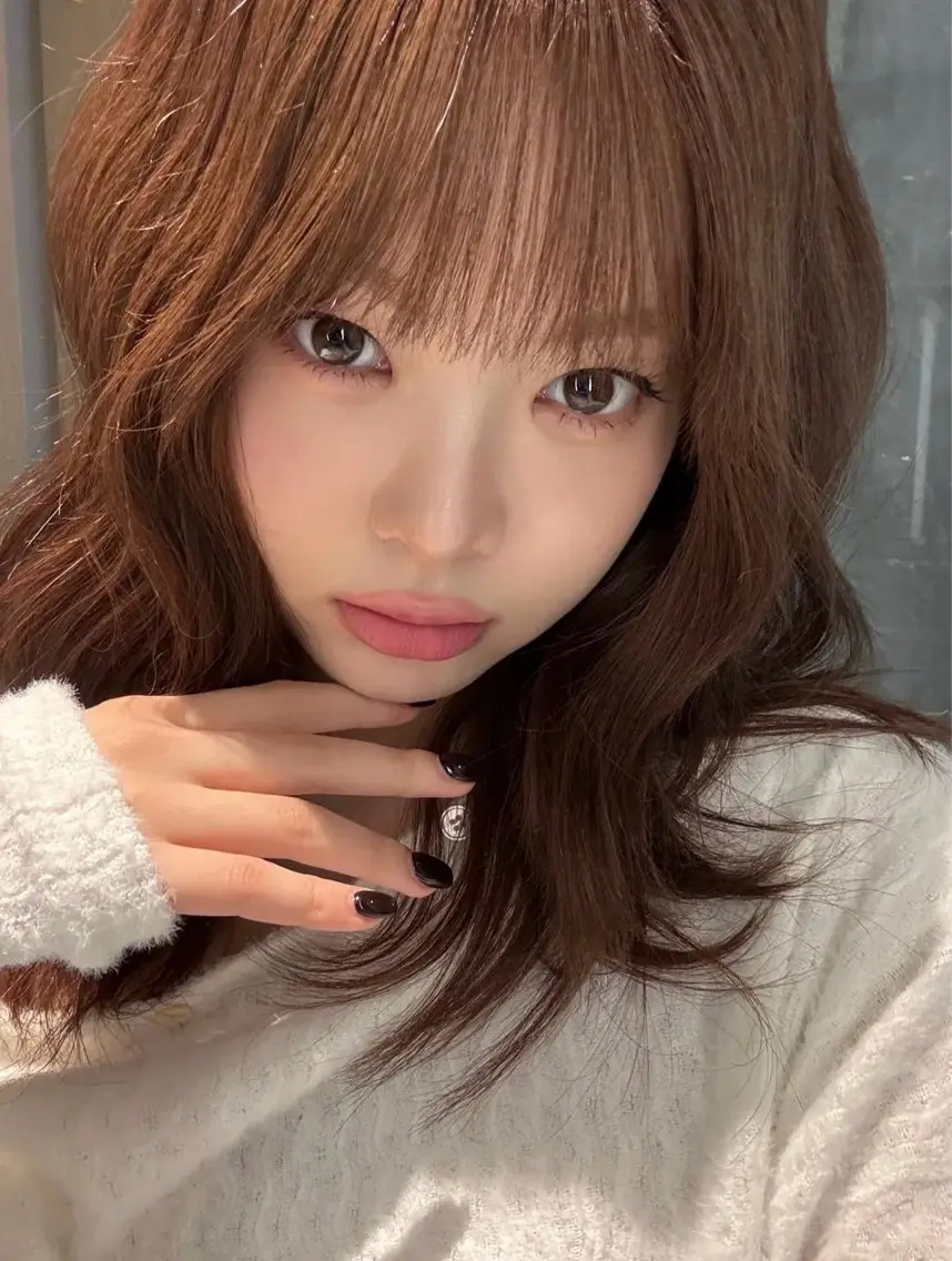 ロング カラー カット ヘアカラー 縮毛矯正 ラベンダー💜 グレージュ🩶のヘアスタイル