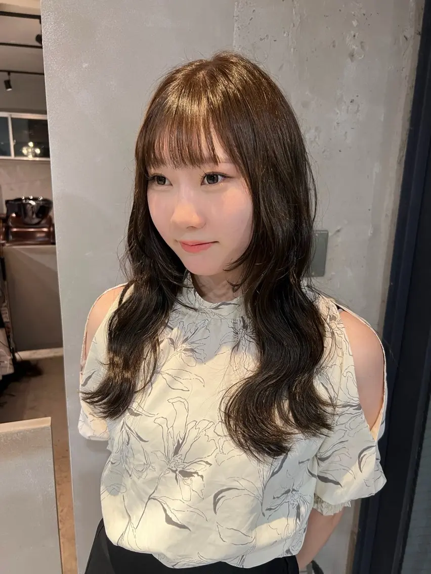ロング カラー ベージュカラー オリーブベージュ tamakawa hinaのヘアスタイル