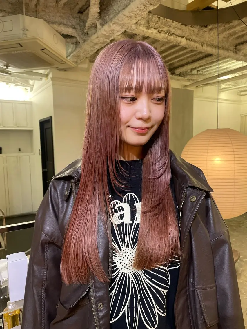 ロング カラー ブリーチ レイヤーカット CACHÉ ワカナ🎀のヘアスタイル