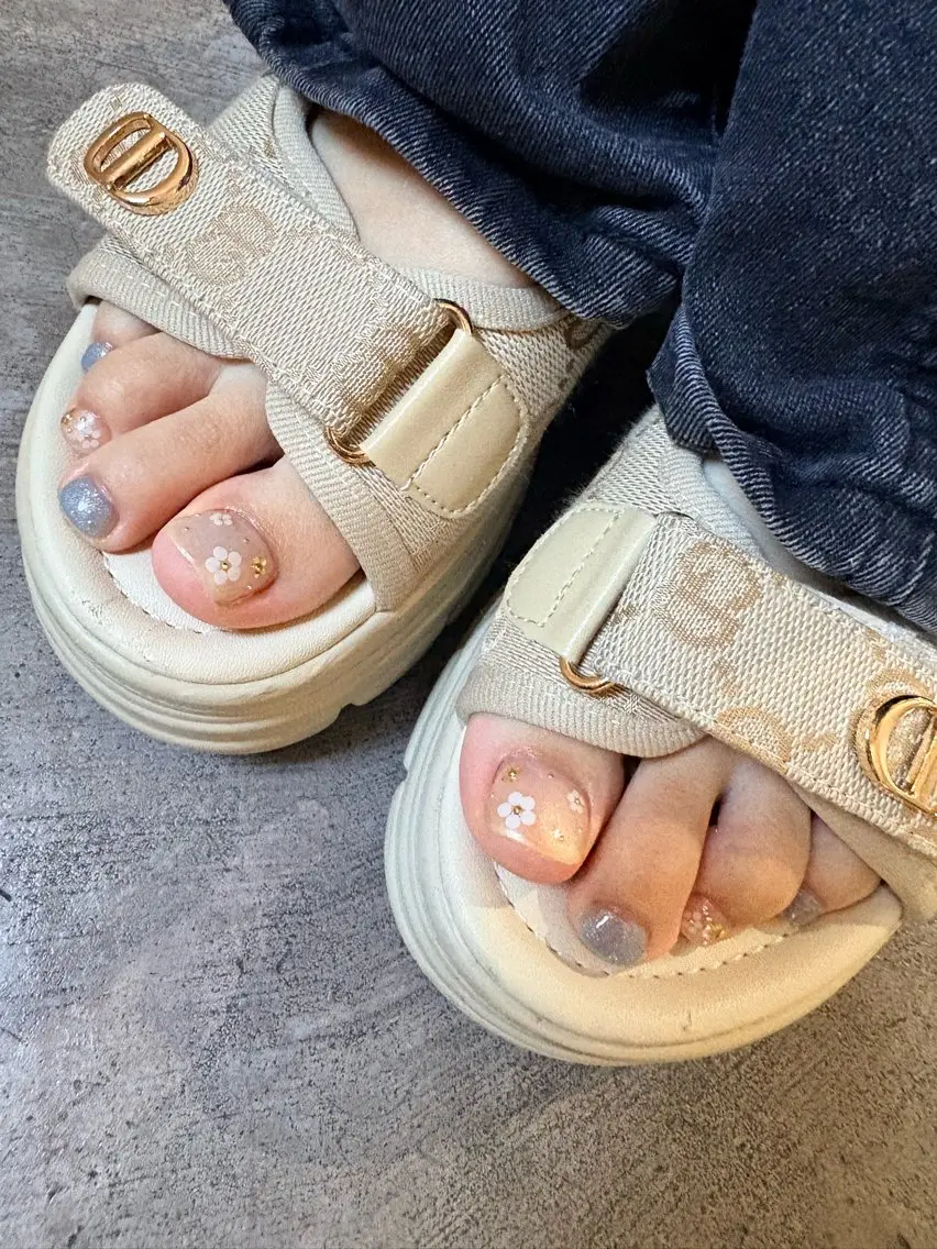 ネイル フットネイル mieux YUKOのネイルデザイン