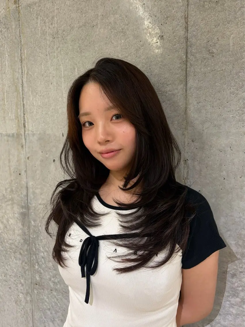 ロング カラー カット ヘアカラー トリートメント uuna♱/ユウナ トレンドヘア🩶のヘアスタイル