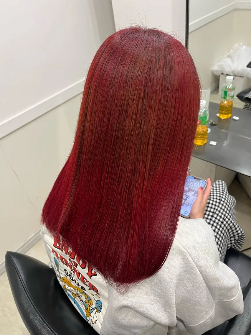 ミディアム カラー 【ただの天才 🎨】のヘアスタイル