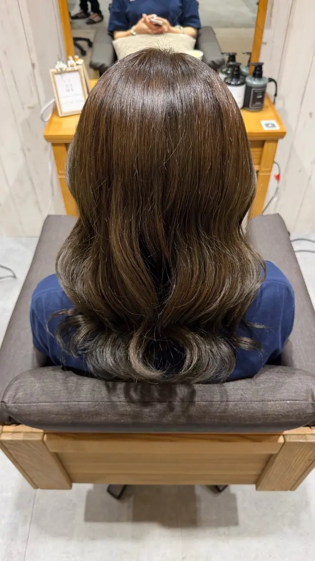 カラー 阿部 楓のヘアスタイル