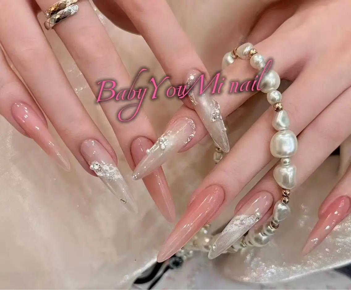 ネイル オーロラネイル チークネイル 成人式 フットネイル フレンチネイル ハンドネイル BabyYouMi nailのネイルデザイン