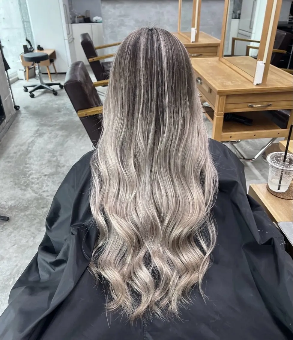 ロング カラー バレイヤージュ レイヤーカット 指名数No.1 /NAOYAのヘアスタイル