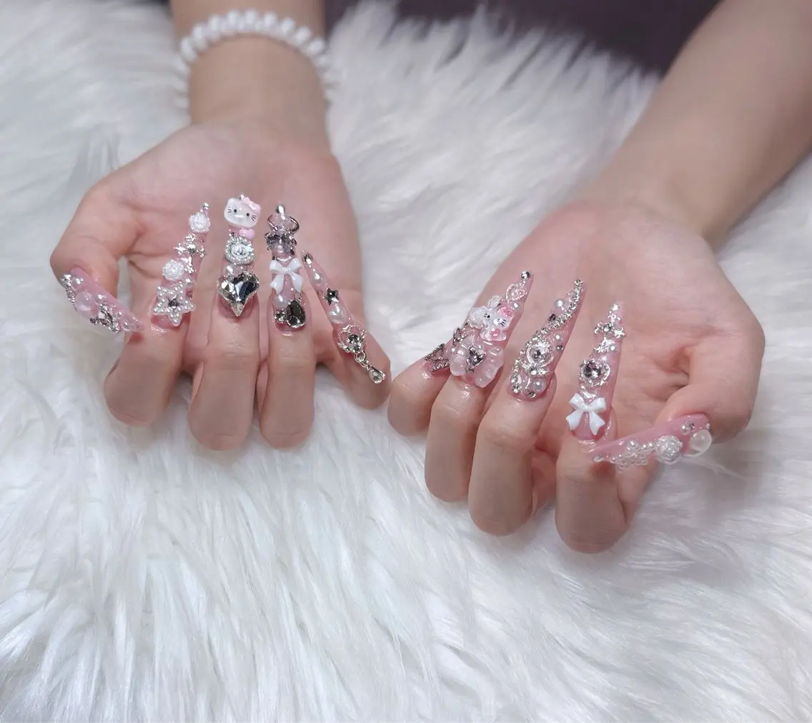 ネイル アートネイル オーロラネイル ジェルネイル 韓国ネイル ロングネイル ハンドネイル Nichi Nailsのネイルデザイン