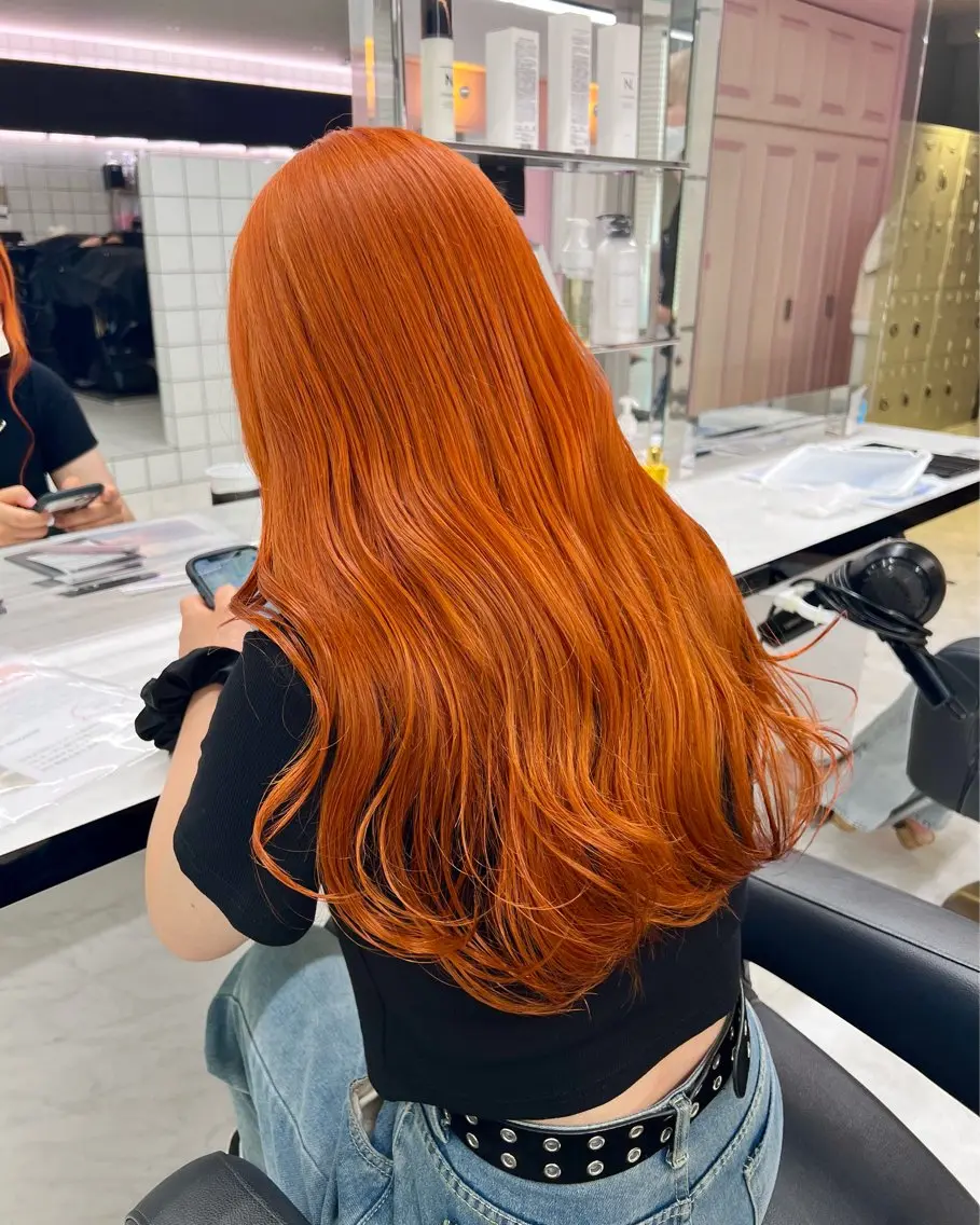 セミロング カラー ヘアアレンジ カット ヘアカラー トリートメント ヘッドスパ ヘアセット 💕上野美容師☁ ブリーチ💖サワのヘアスタイル