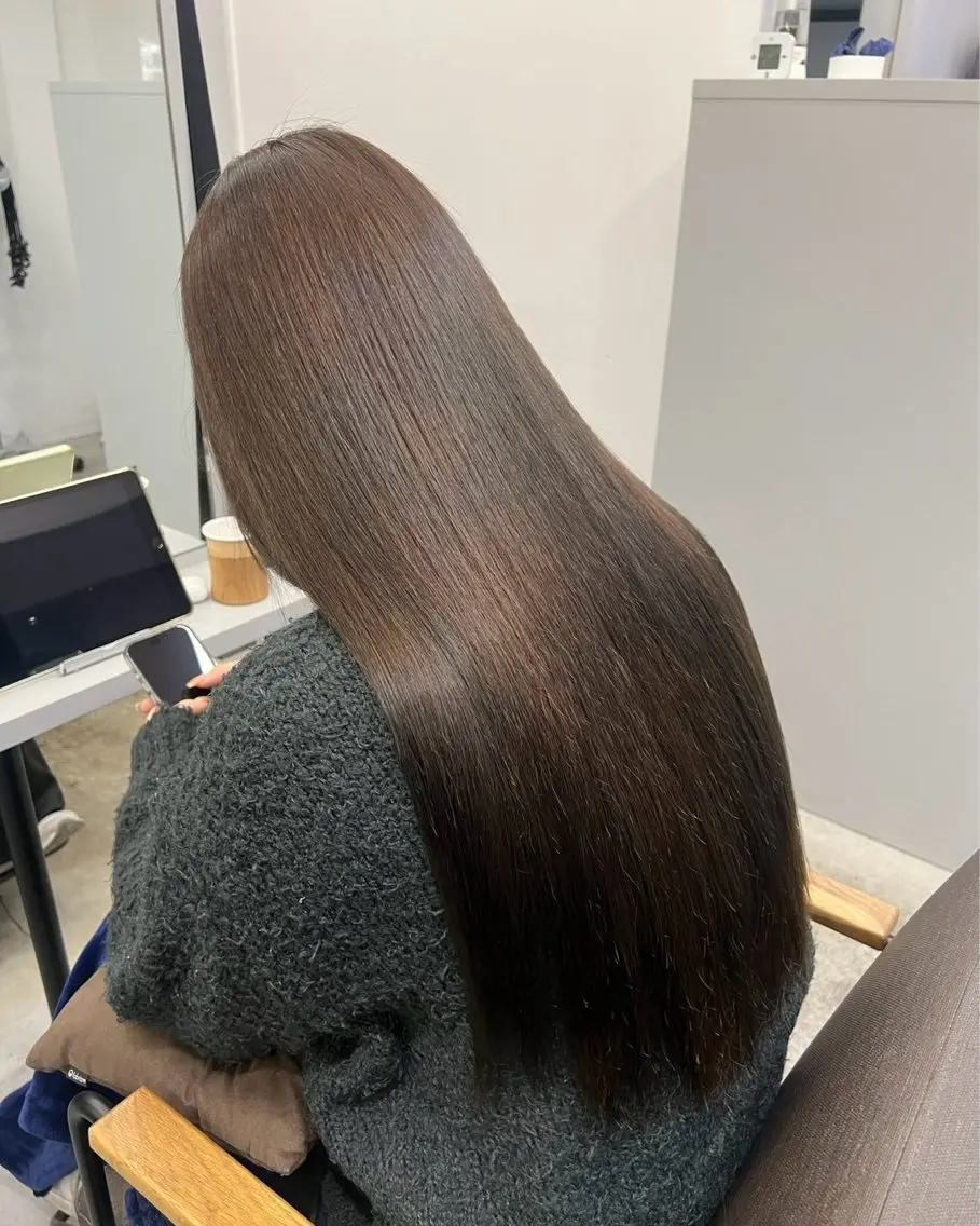ロング パーマ 髪質改善 レイヤーカット 縮毛矯正 トリートメント 酸性ストレート 縮毛矯正 🍒モテ暖色カラー × うる艶✧ ゆなのヘアスタイル