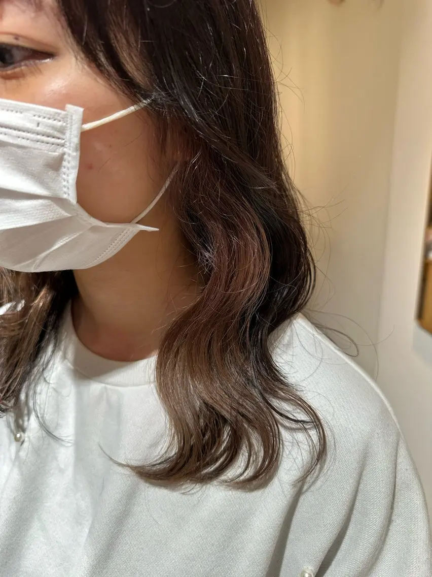 カラー インナーカラー 大津 寧々のヘアスタイル