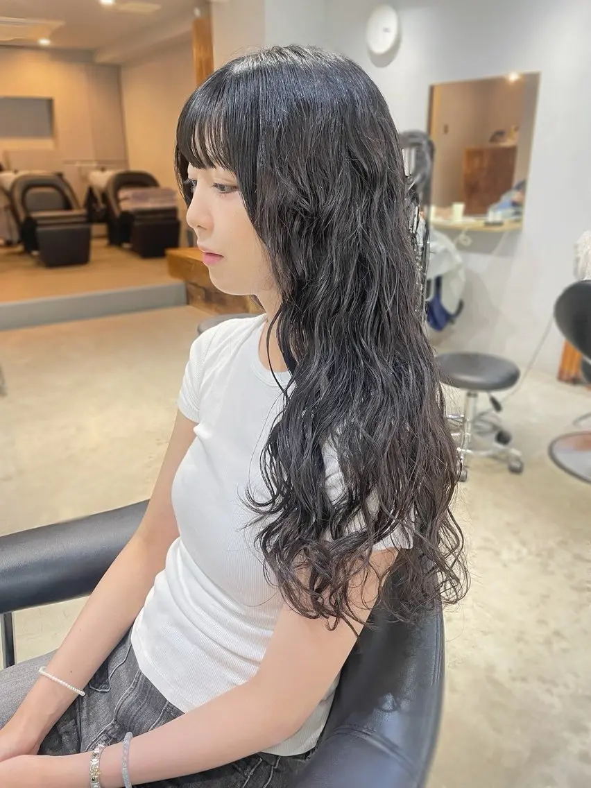 ロング パーマ ロング カット パーマ トリートメント 【表参道】Ruri デジタルパーマのヘアスタイル