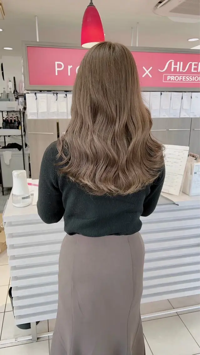 セミロング ヘアカラー トリートメント 髪質改善カラー 指名No.1👑のヘアスタイル
