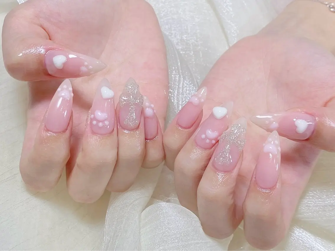 ネイル 持ち込み 林 麗欽のネイルデザイン