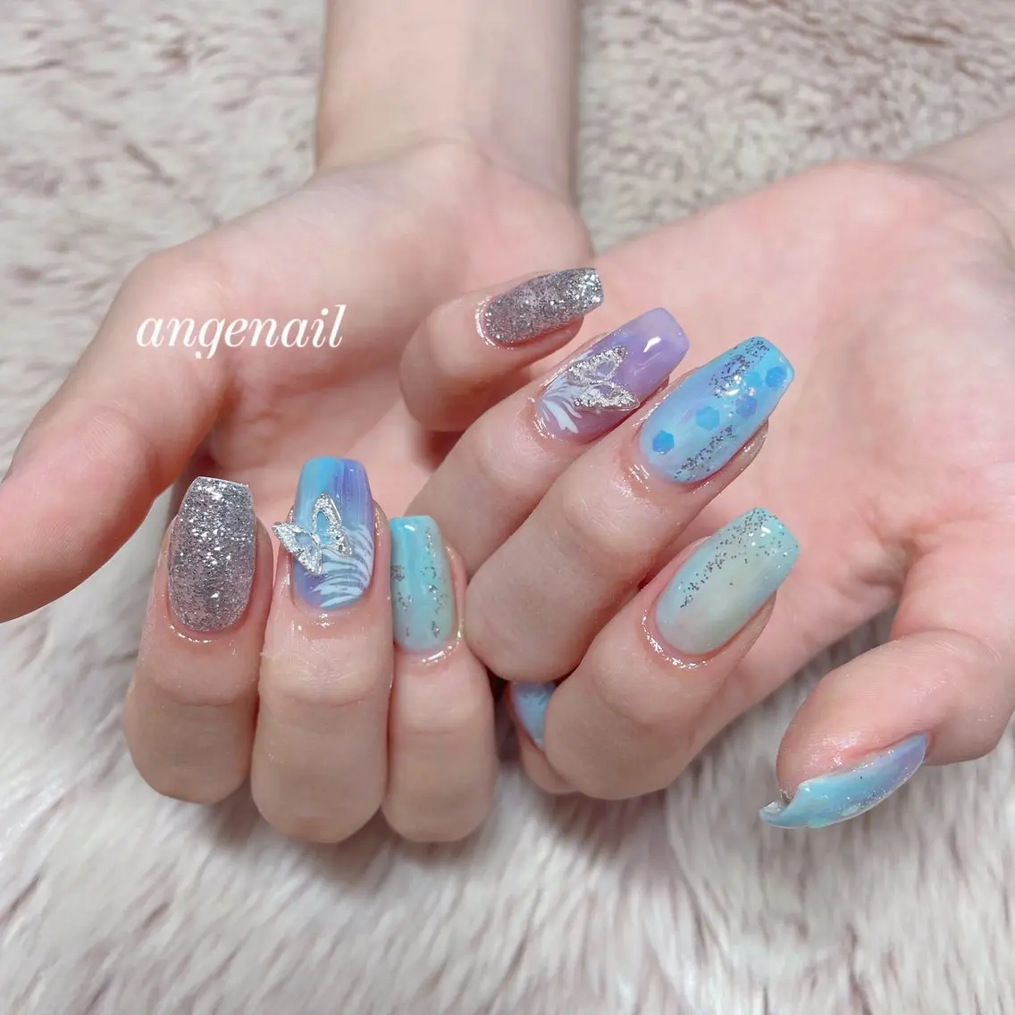 ネイル ハンドネイル オーナーネイリスト MAKIのネイルデザイン