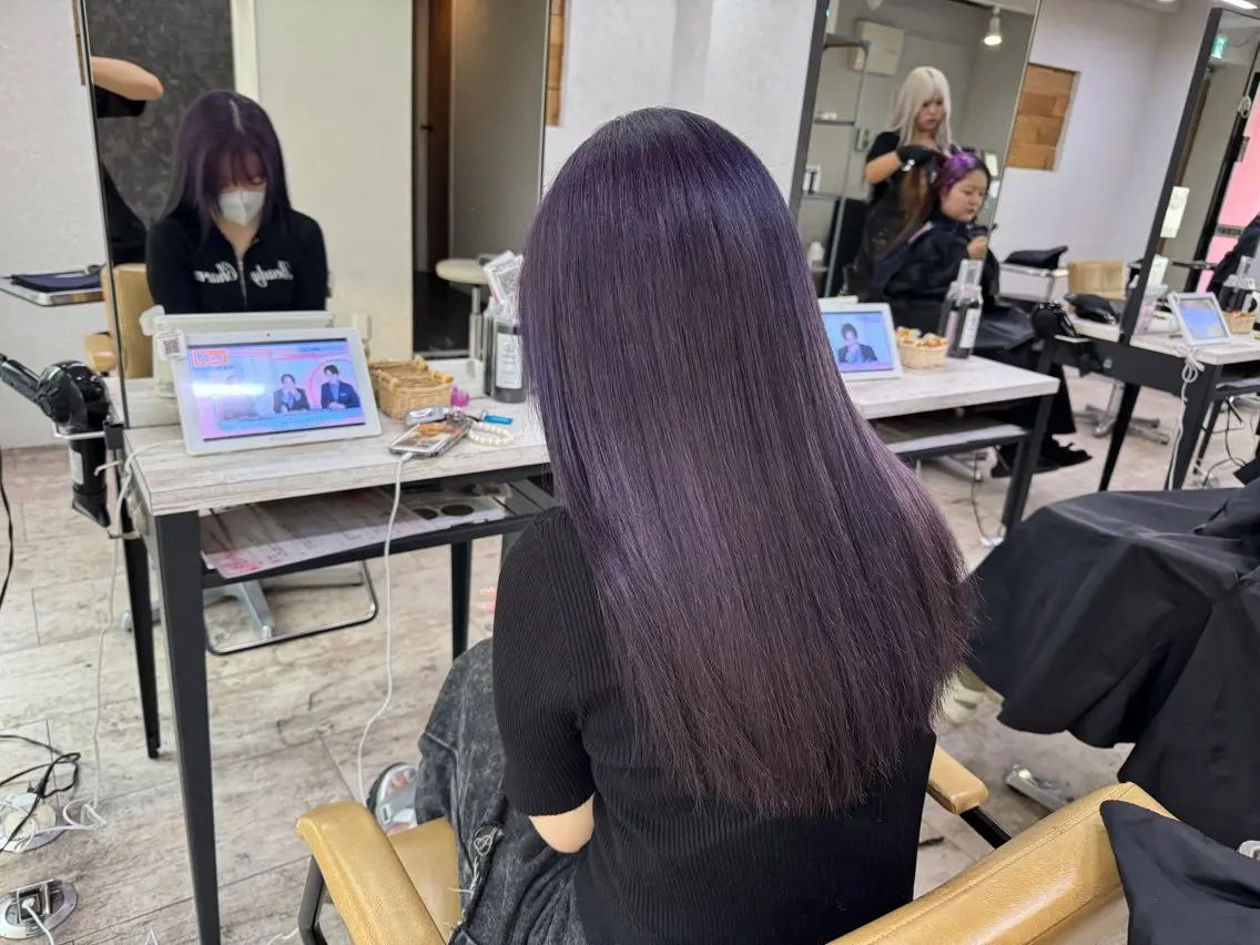 ロング カラー ブリーチ ハイトーンカラー ヘアカラー 槙川 郁弥のヘアスタイル