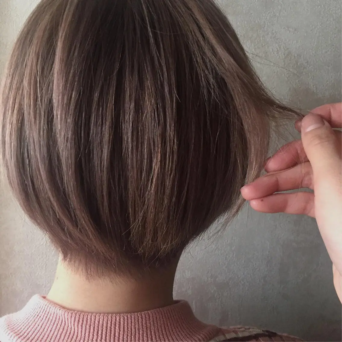 ショート カラー グレージュ ピンクカラー ヘアカラー トリートメント 山下 千明のヘアスタイル