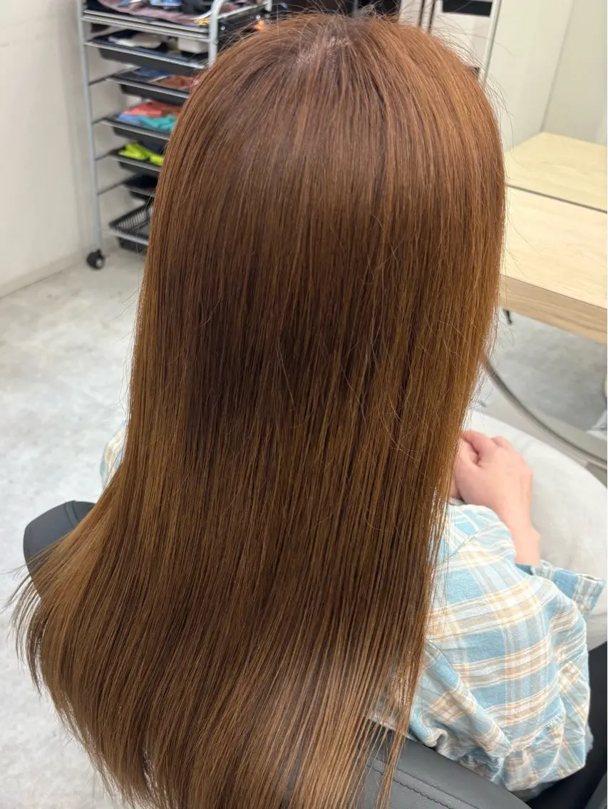 ☆ダブルカラー☆ 【ブリーチリタッチ(2cm以内) ＋ オンカラー ＋ 艶TR】の写真