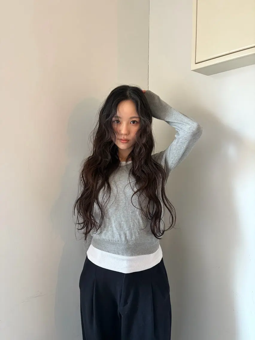 ロング カット 🧣misaki 🧣のヘアスタイル