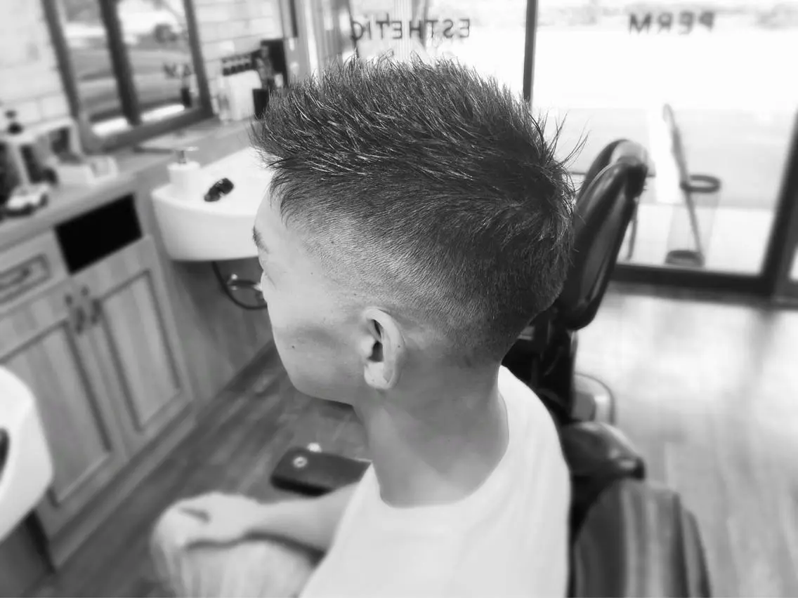 ショート メンズ 時久 葵のヘアスタイル