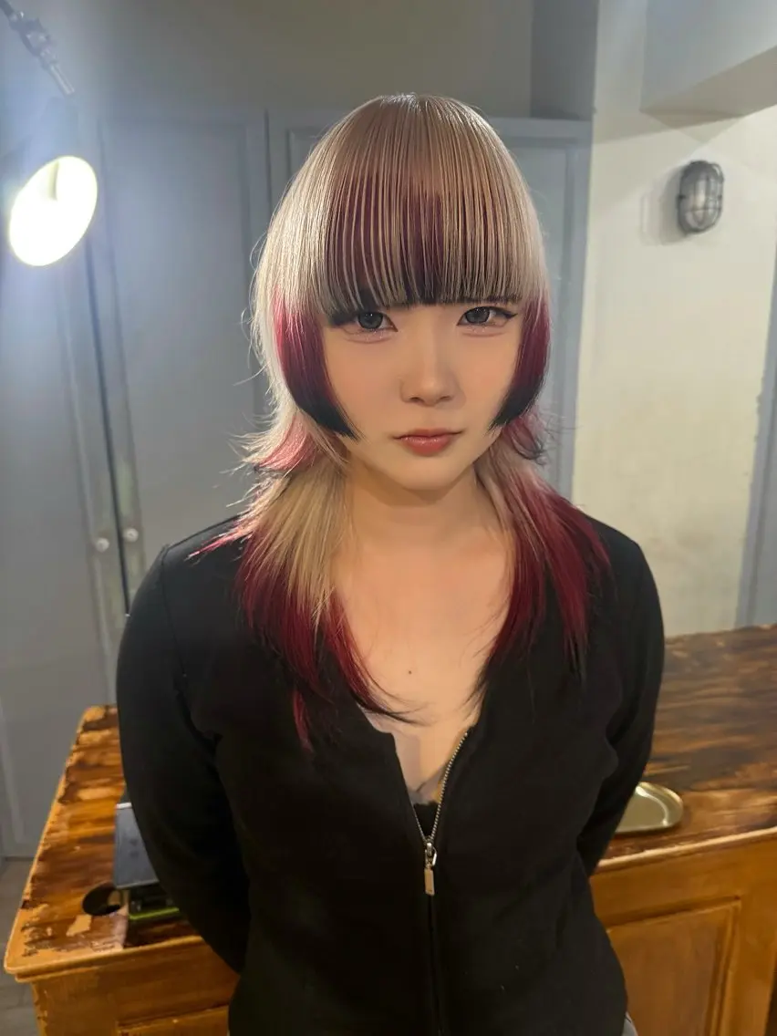 セミロング カラー デザインカラー デザインカット ウルフカット ヘアカラー トリートメント 🌈デザインヘア職人 Kaede🌈のヘアスタイル