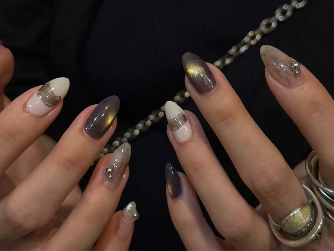 ネイル フレンチネイル マグネットネイル 持ち込み ニュアンスネイル ワンカラーネイル ハンドネイル LINEA.nail Kozueのネイルデザイン