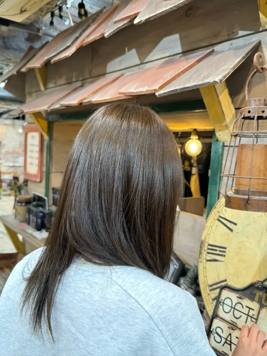 ミディアム カラー ヘアカラー トリートメント 髪質改善/透明感 カラー高山奈夕のヘアスタイル