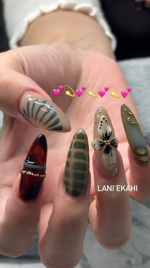 ネイル ハンドネイル フットネイル Lani🌈 MIIのネイルデザイン