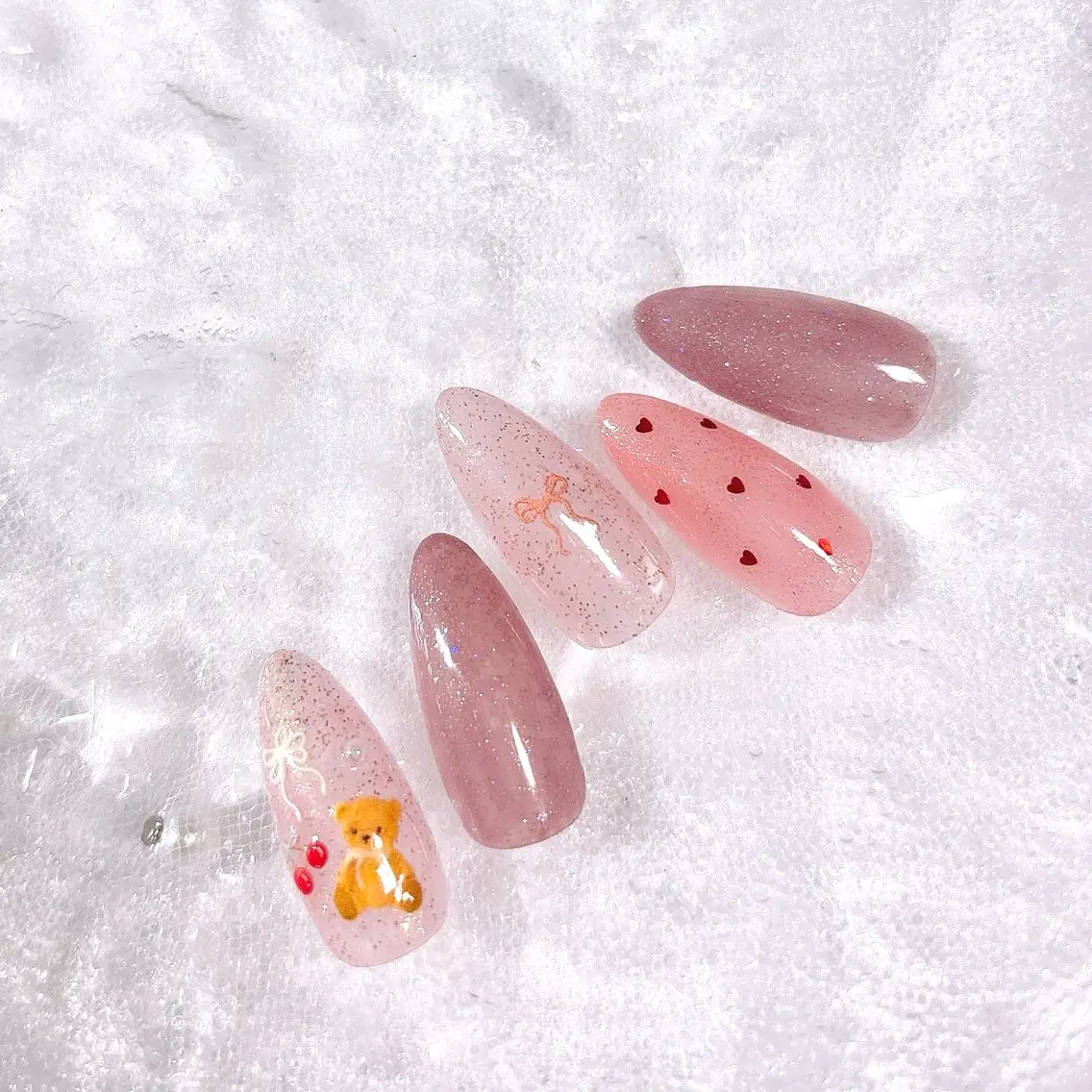 ネイル Honey me ❁⃘*.゚のネイルデザイン