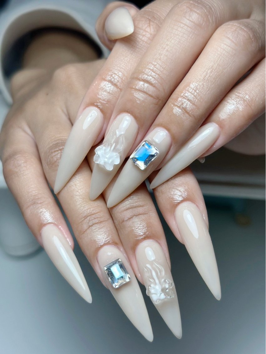 ネイル ハンドネイル リナ ⭐️のネイルデザイン
