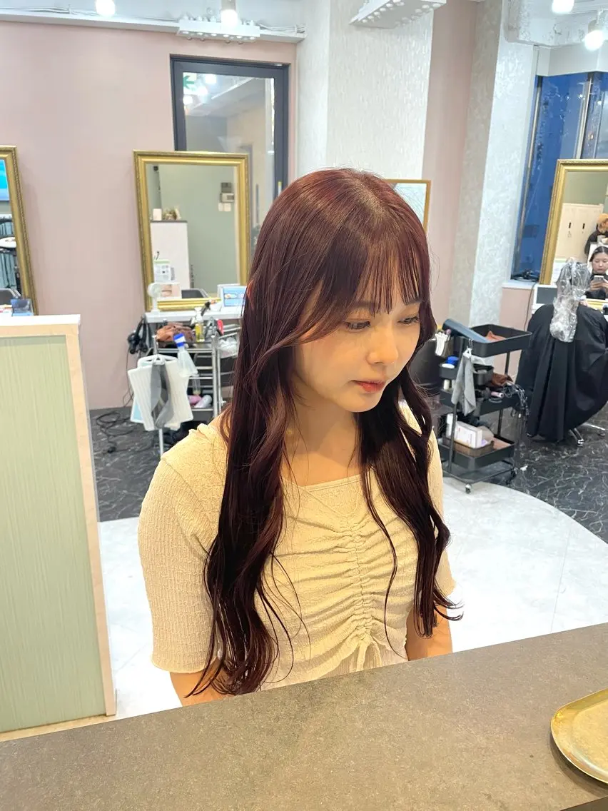 ロング カット ヘアカラー 亀川蓮 Agu hairのヘアスタイル