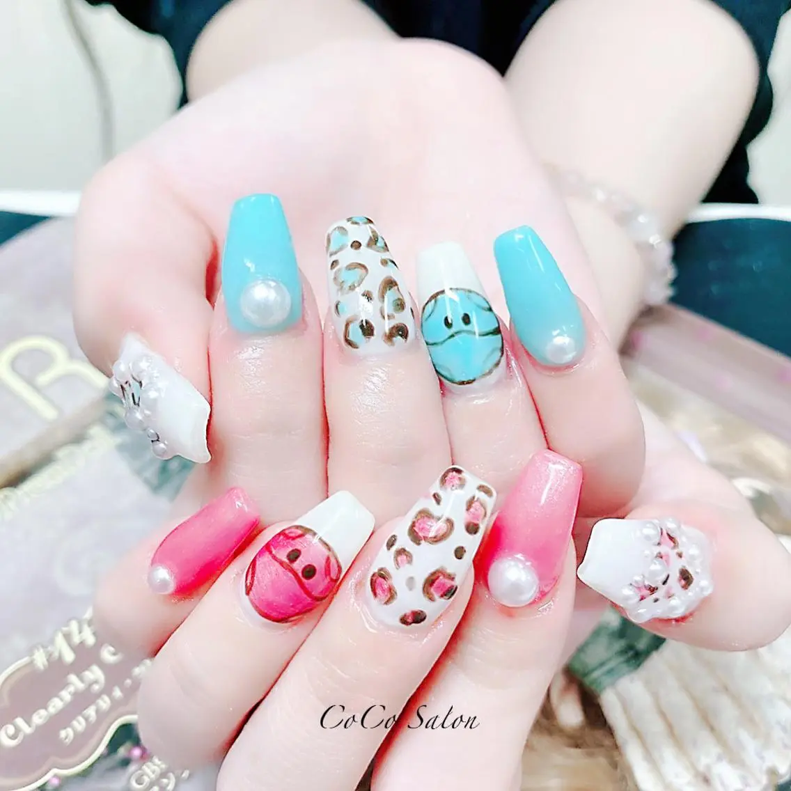 ネイル アニマル柄 長さ出し ジェルネイル 韓国ネイル オフィスネイル ハンドネイル CoCoSalon ネイル/まつ毛予約のネイルデザイン